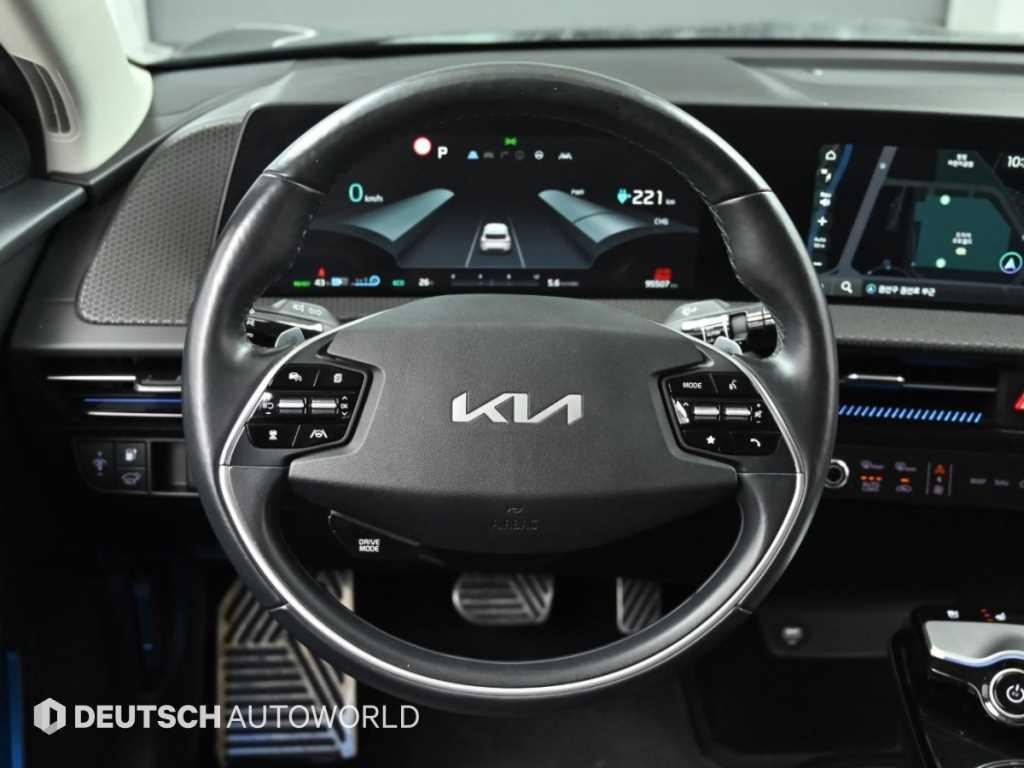 기아 EV6 롱레인지 AWD 어스 이미지 13