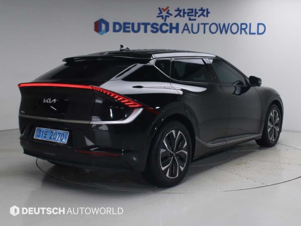 기아 EV6 롱레인지 AWD 어스 이미지 2
