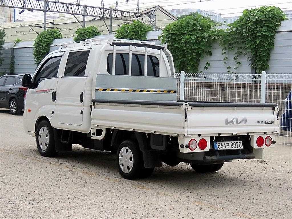 소형화물 카고(소형) [카고]봉고3 (LPG2.5터보) 더블캡/초장축/2WD L 이미지 3