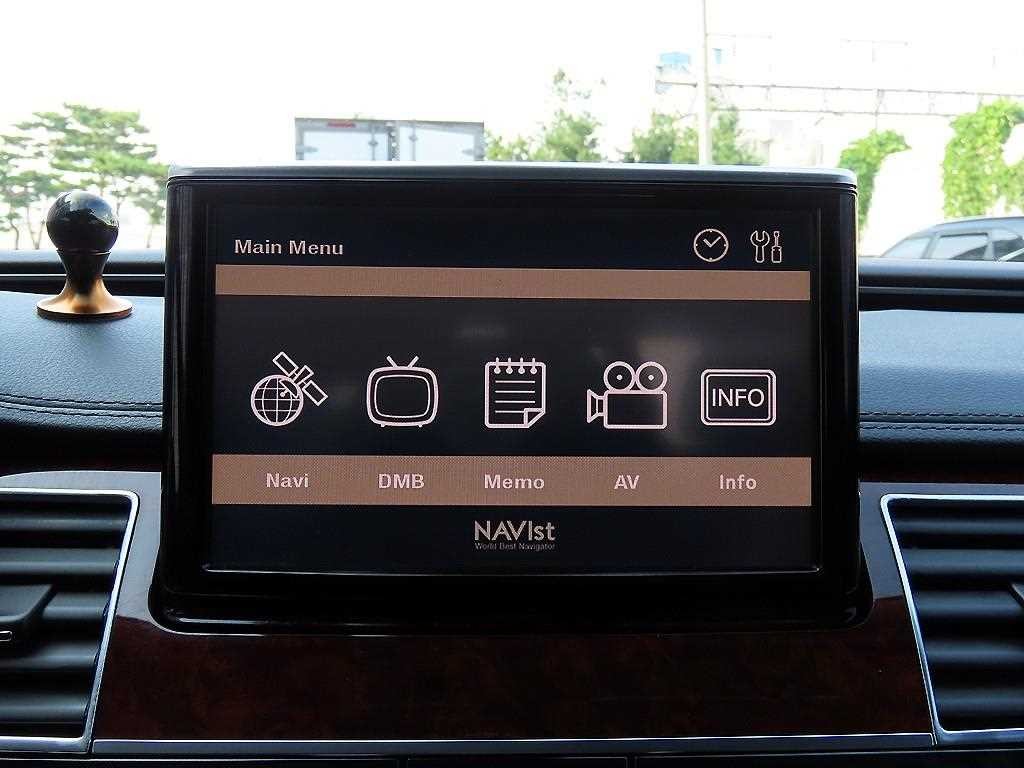 아우디 A8 뉴A8 4.2 FSI 콰트로 이미지 13