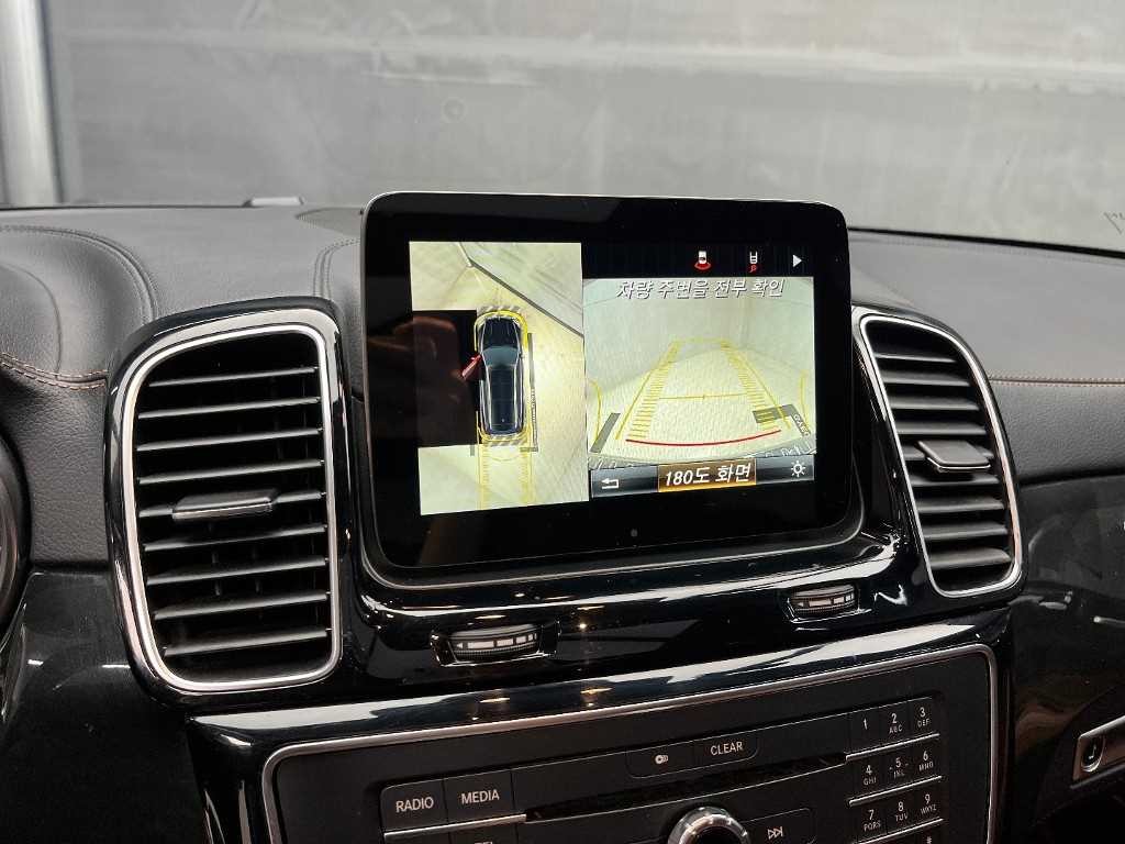 벤츠 GLS 클래스 GLS클래스 X166 GLS350 D 4MATIC 이미지 14
