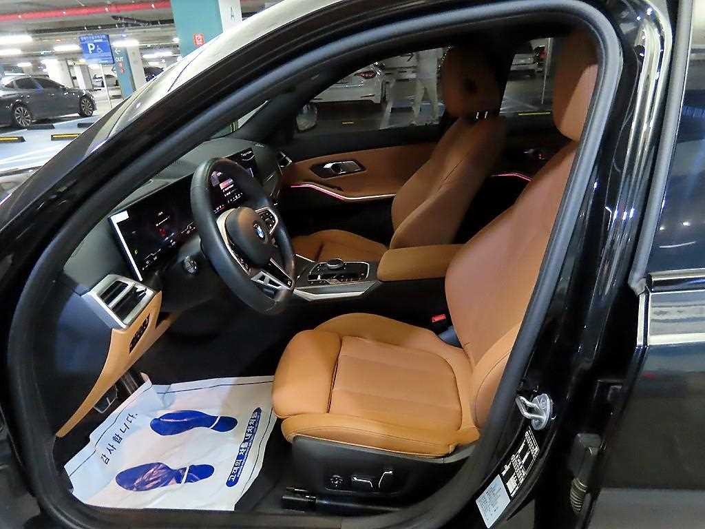 BMW 3시리즈 3시리즈 (G20) 320i 이미지 6