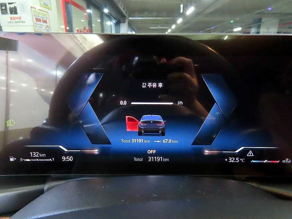 BMW 3시리즈 3시리즈 (G20) 320i 이미지 9