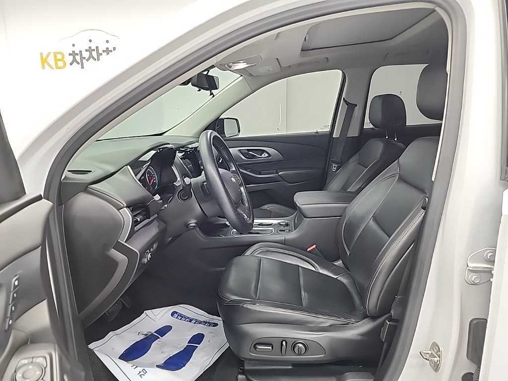 쉐보레 트래버스 3.6 AWD 레드라인 이미지 11