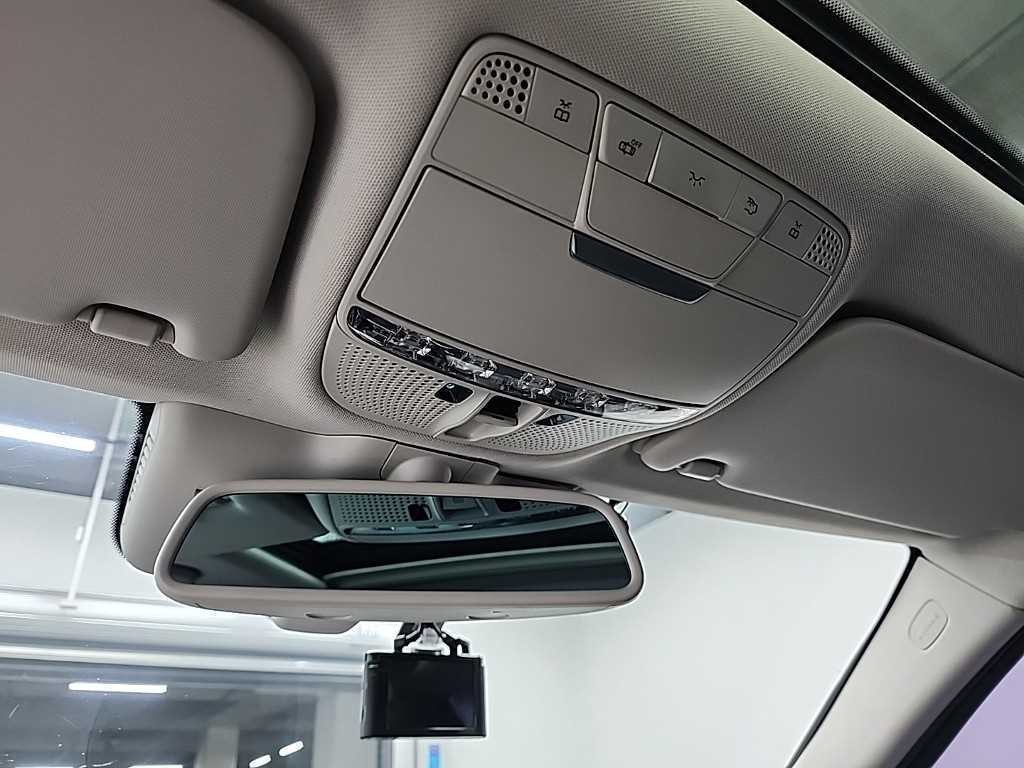 벤츠 C 클래스 C클래스 W205 C220 블루텍 아방가르드 이미지 17