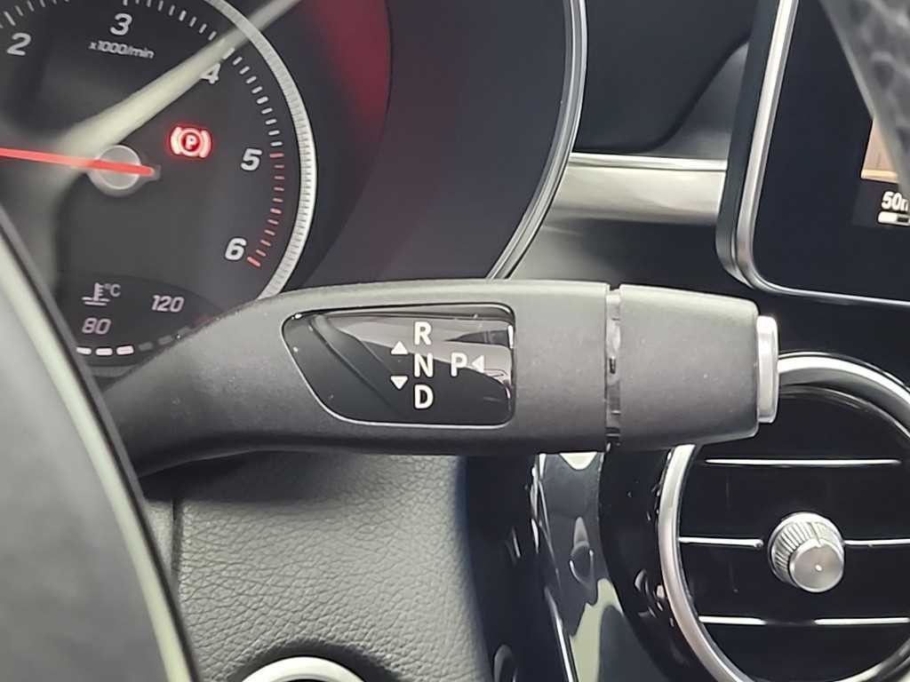 벤츠 C 클래스 C클래스 W205 C220 블루텍 아방가르드 이미지 8