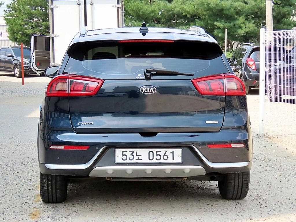기아 니로 1.6 하이브리드 프레스티지 이미지 4