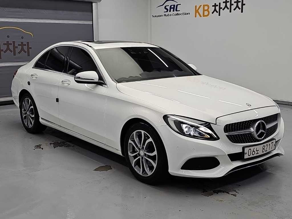 벤츠 C 클래스 C클래스 W205 C220 d 아방가르드 이미지 4