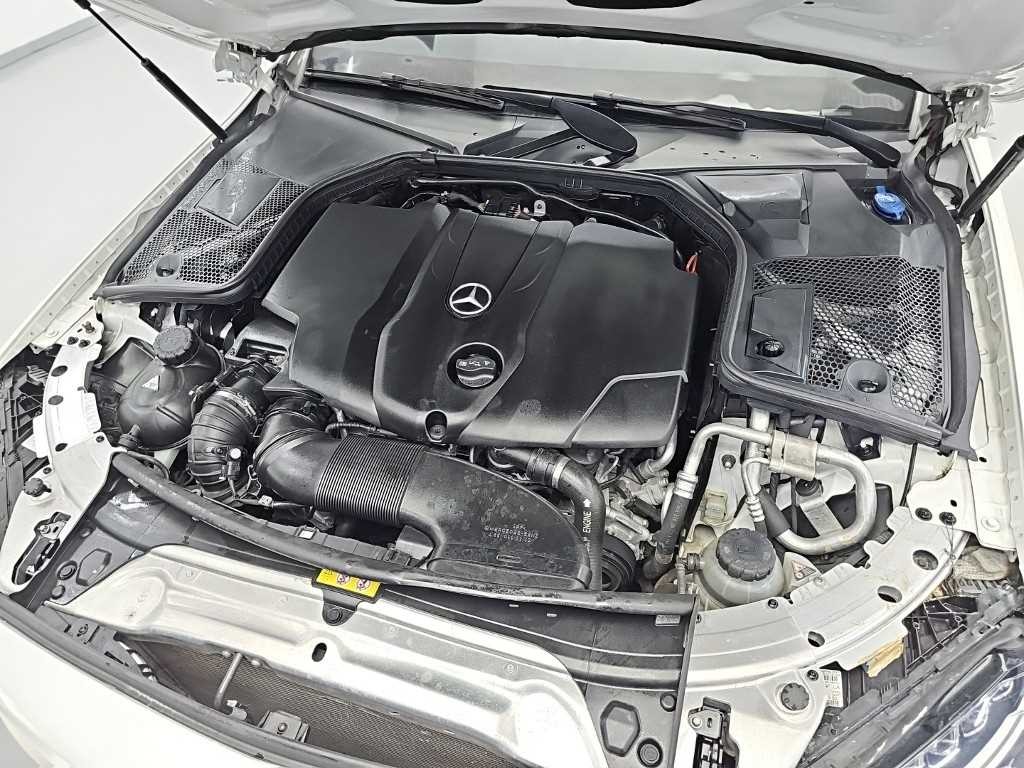 벤츠 C 클래스 C클래스 W205 C220 d 아방가르드 이미지 5