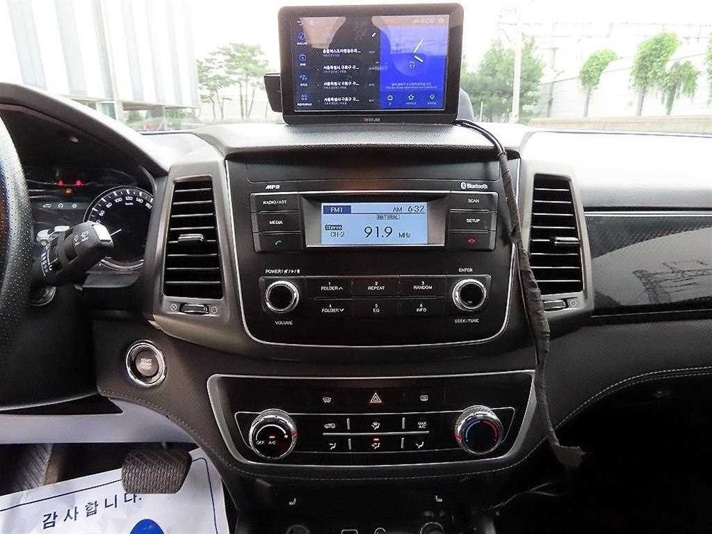 KG모빌리티(쌍용) 렉스턴 더 뉴 렉스턴 스포츠 칸 디젤 2.2 4WD 프레스티지 이미지 13