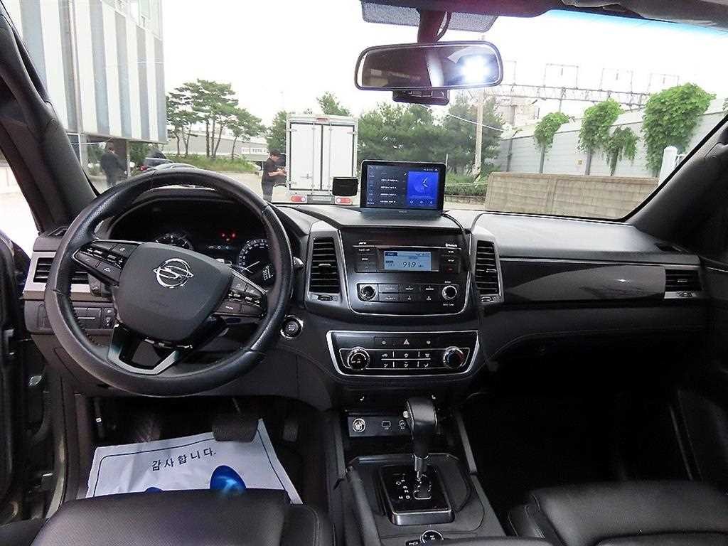 KG모빌리티(쌍용) 렉스턴 더 뉴 렉스턴 스포츠 칸 디젤 2.2 4WD 프레스티지 이미지 7