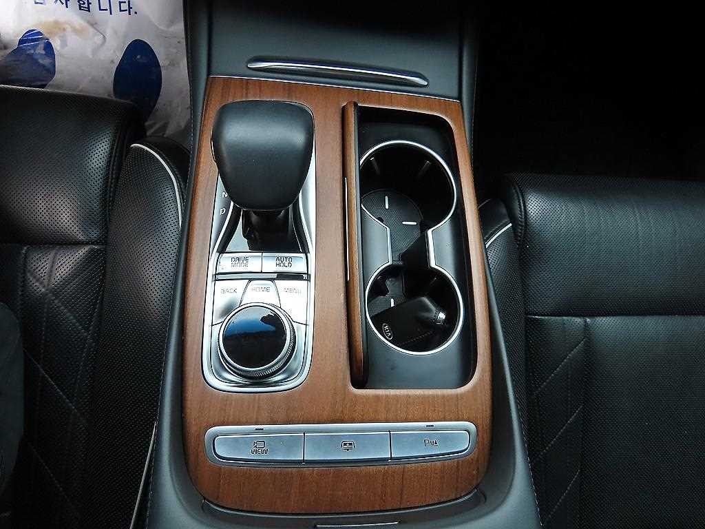 기아 K9 더 K9 3.8 GDI 2WD 플래티넘Ⅱ 이미지 11