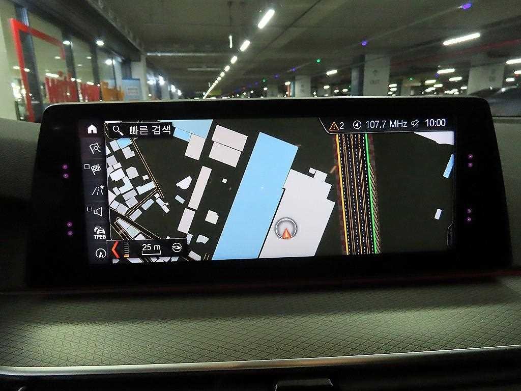 BMW 5시리즈 5시리즈 (G30) 530i xDrive M 스포츠 이미지 14