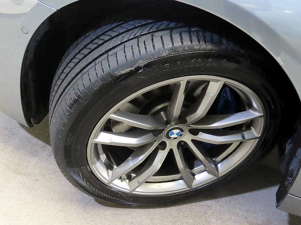 BMW 5시리즈 5시리즈 (G30) 530i xDrive M 스포츠 이미지 20