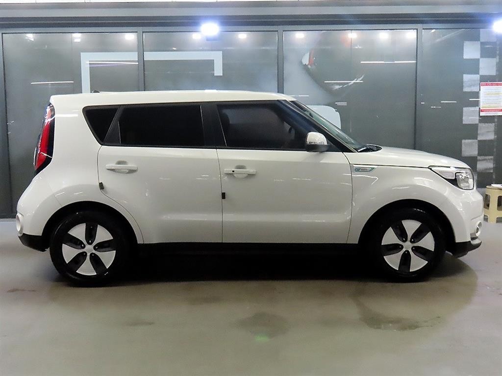 기아 쏘울 쏘울 EV EV 이미지 3