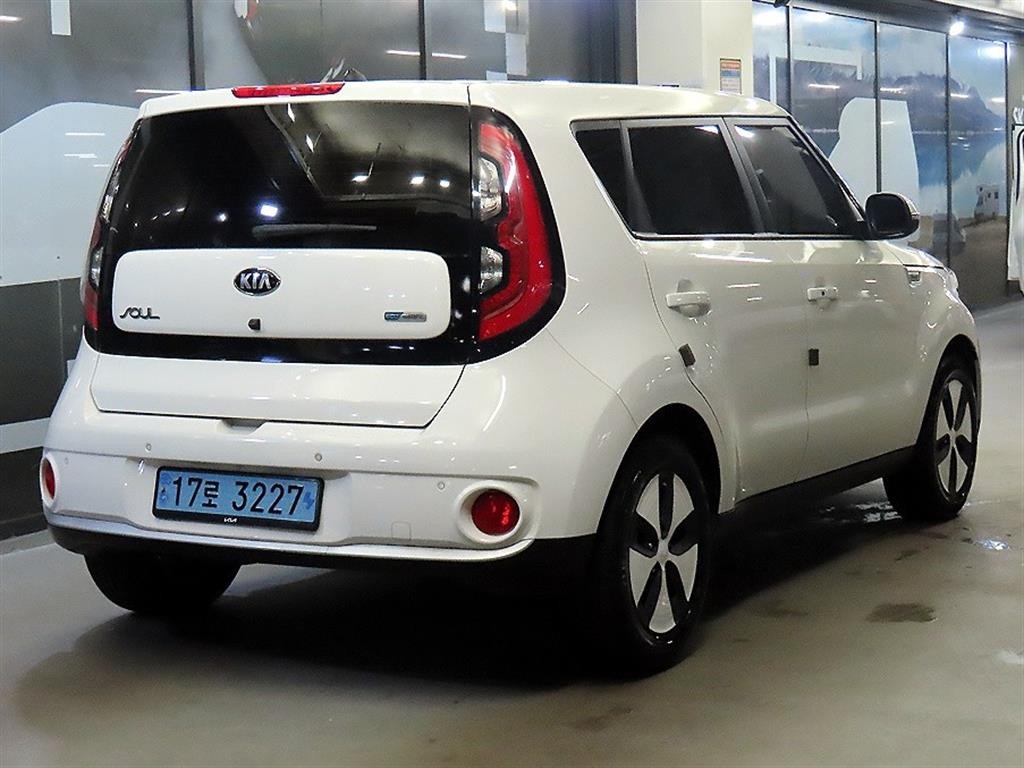 기아 쏘울 쏘울 EV EV 이미지 4