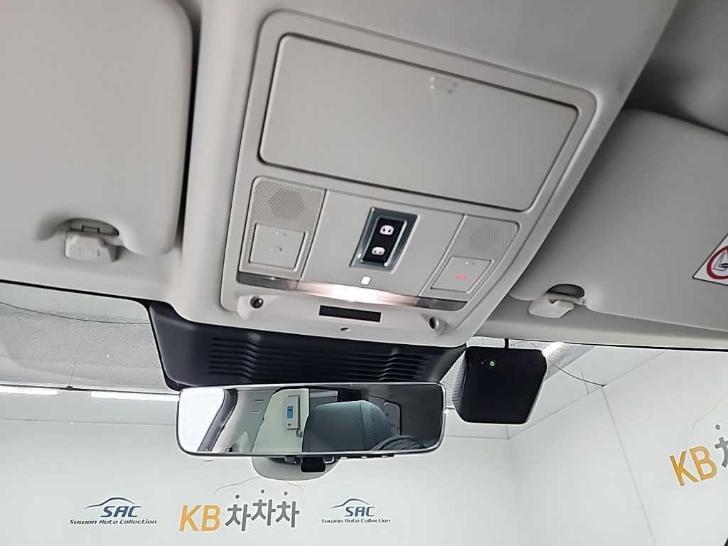랜드로버 디스커버리 스포츠 디스커버리 스포츠 2세대 P250 SE 이미지 17