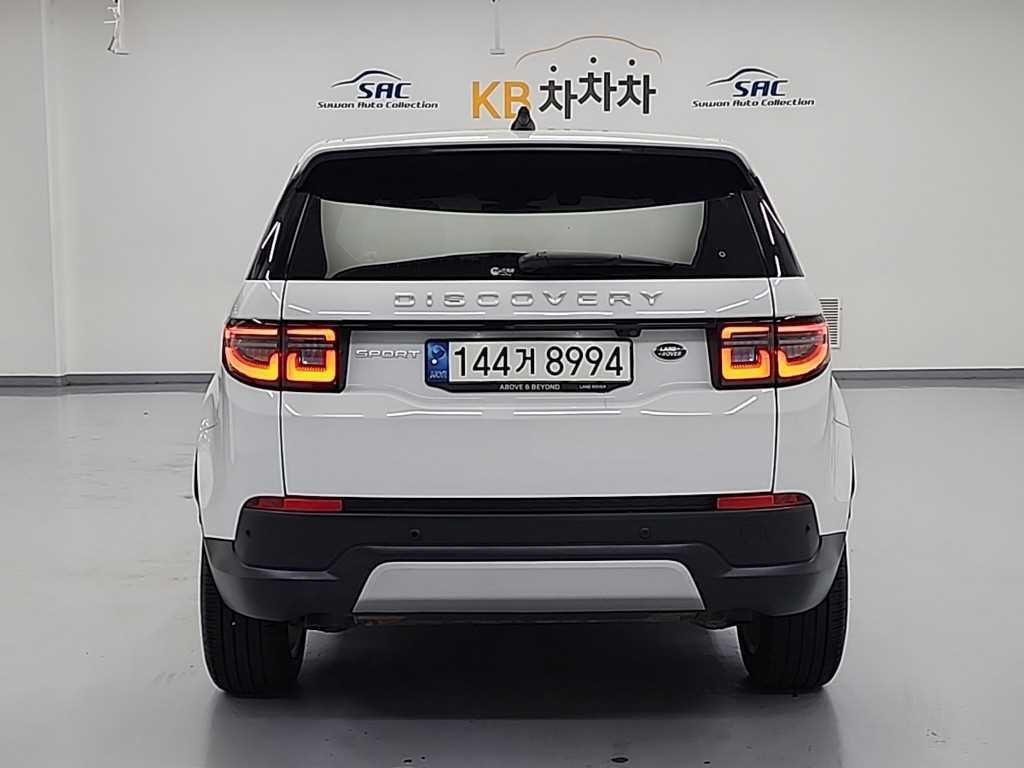 랜드로버 디스커버리 스포츠 디스커버리 스포츠 2세대 P250 SE 이미지 3