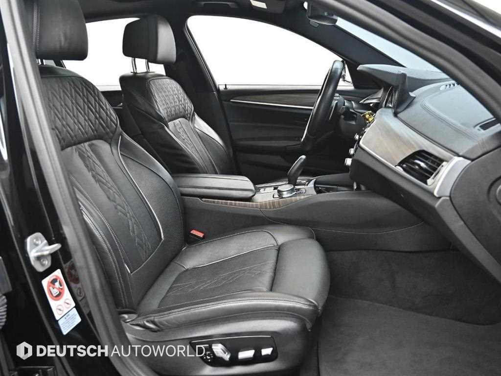 BMW 5시리즈 5시리즈 (G30) 520d M 스포츠 플러스 이미지 10