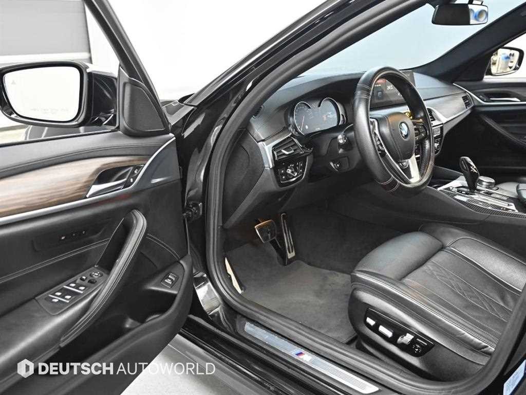 BMW 5시리즈 5시리즈 (G30) 520d M 스포츠 플러스 이미지 11