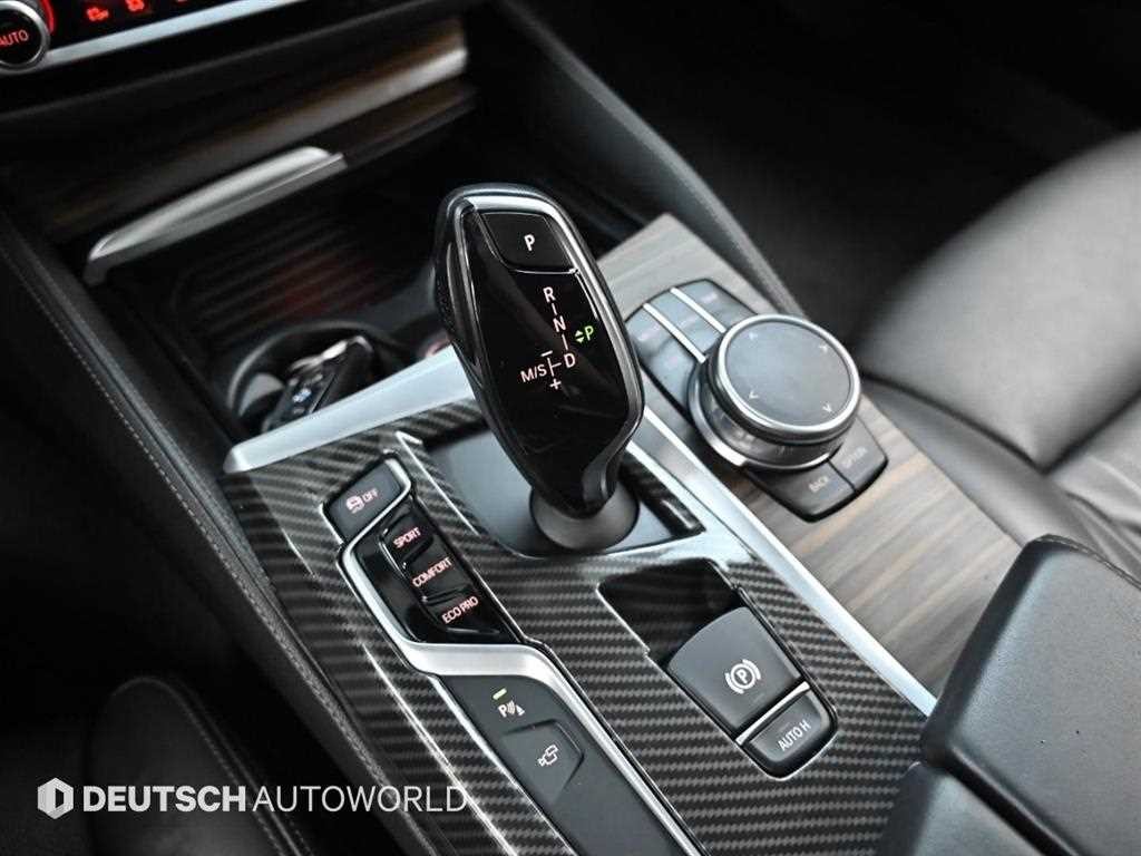 BMW 5시리즈 5시리즈 (G30) 520d M 스포츠 플러스 이미지 9