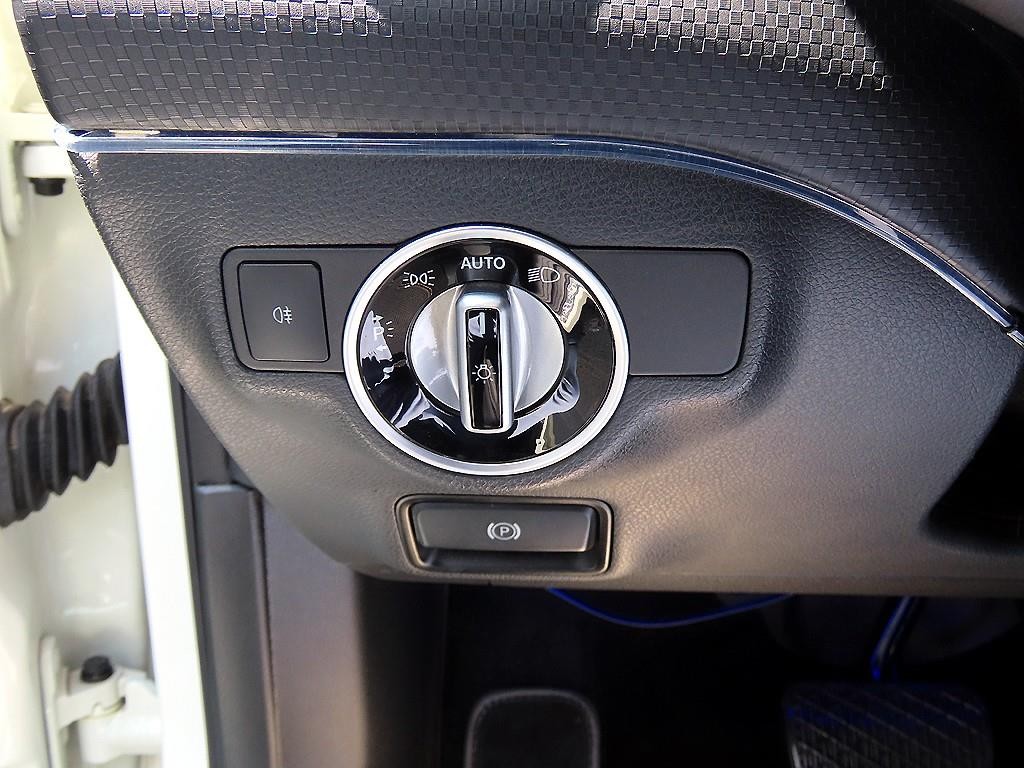 벤츠 A 클래스 A클래스 W176 A180 CDI 나이트 이미지 12