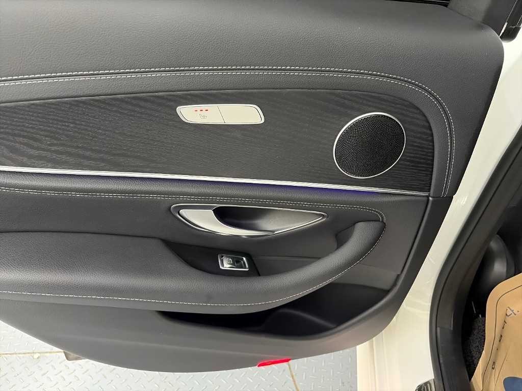 벤츠 E 클래스 E-클래스 W213 E220d 4MATIC AMG라인 이미지 13