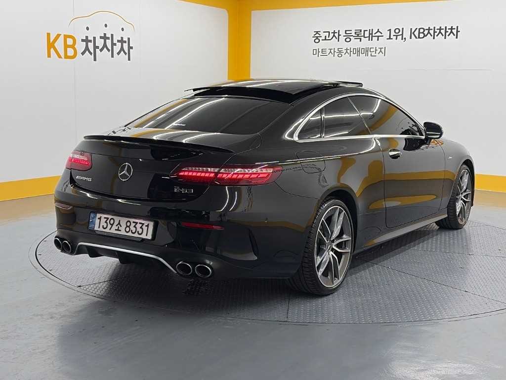 벤츠 E 클래스 E-클래스 W213 E53 AMG 4MATIC+ 쿠페 이미지 4