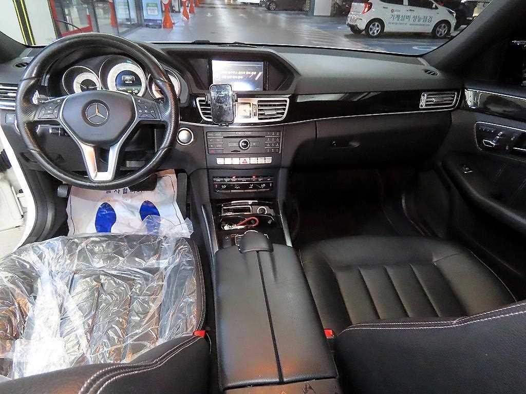 벤츠 E 클래스 E-클래스 W212 E220 블루텍 아방가르드 이미지 10