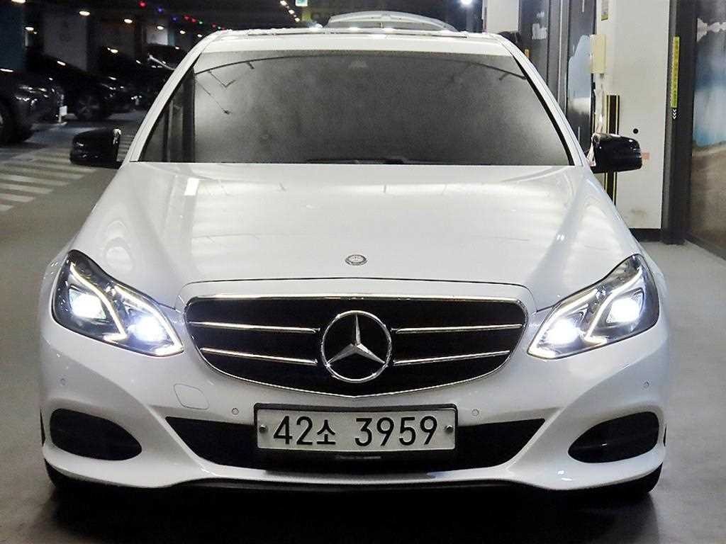 벤츠 E 클래스 E-클래스 W212 E220 블루텍 아방가르드 이미지 2
