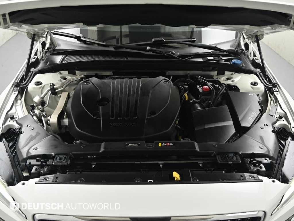 볼보 V60 V60 크로스 컨트리 2세대 2.0 B5 프로 AWD 이미지 6