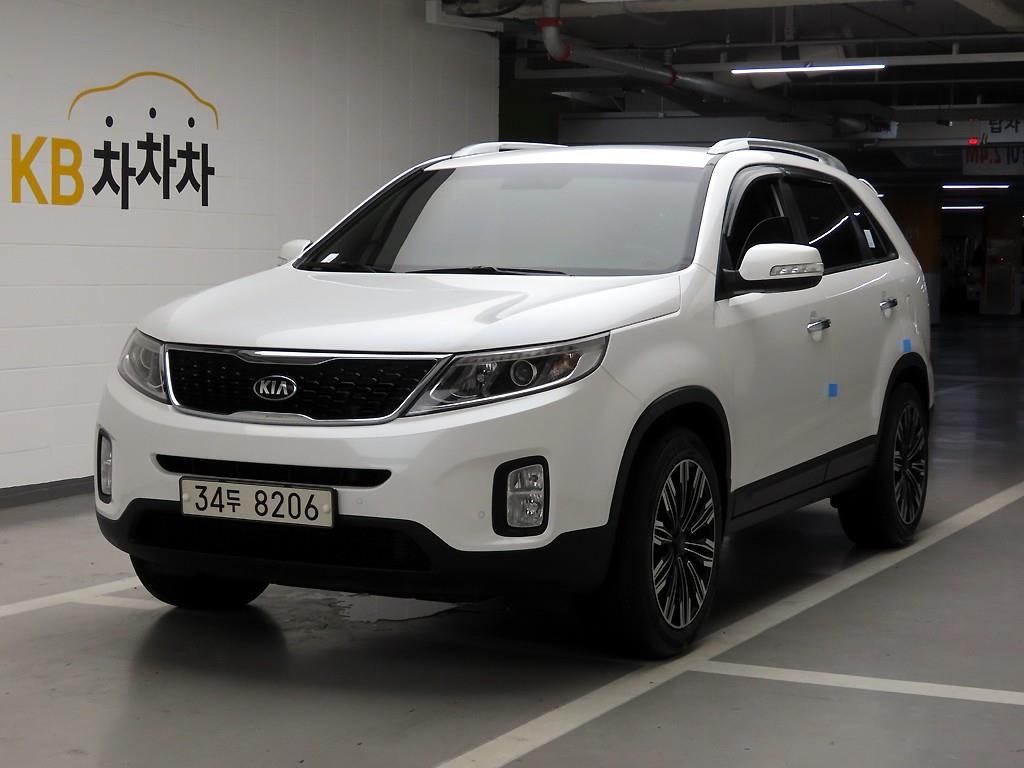 기아 쏘렌토 뉴 쏘렌토 R 2WD 2.0 리미티드 이미지 2