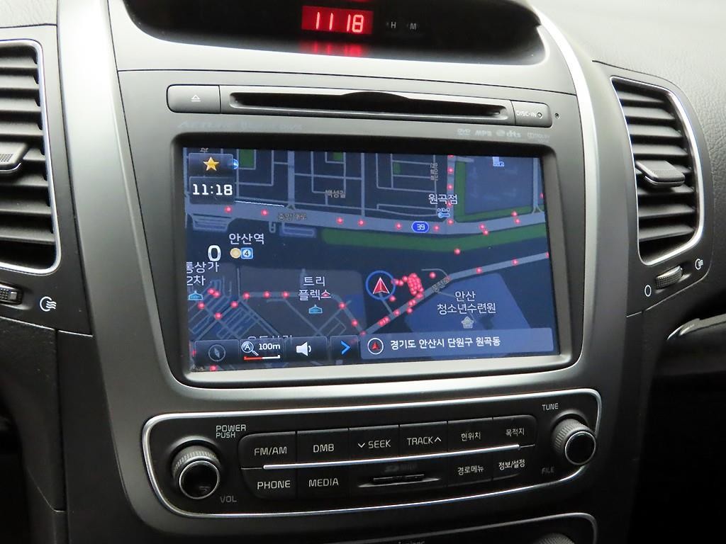 기아 쏘렌토 뉴 쏘렌토 R 2WD 2.0 리미티드 이미지 8