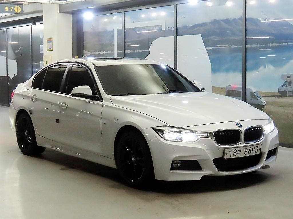 BMW 3시리즈 3시리즈 (F30) 328i M 스포츠 이미지 1