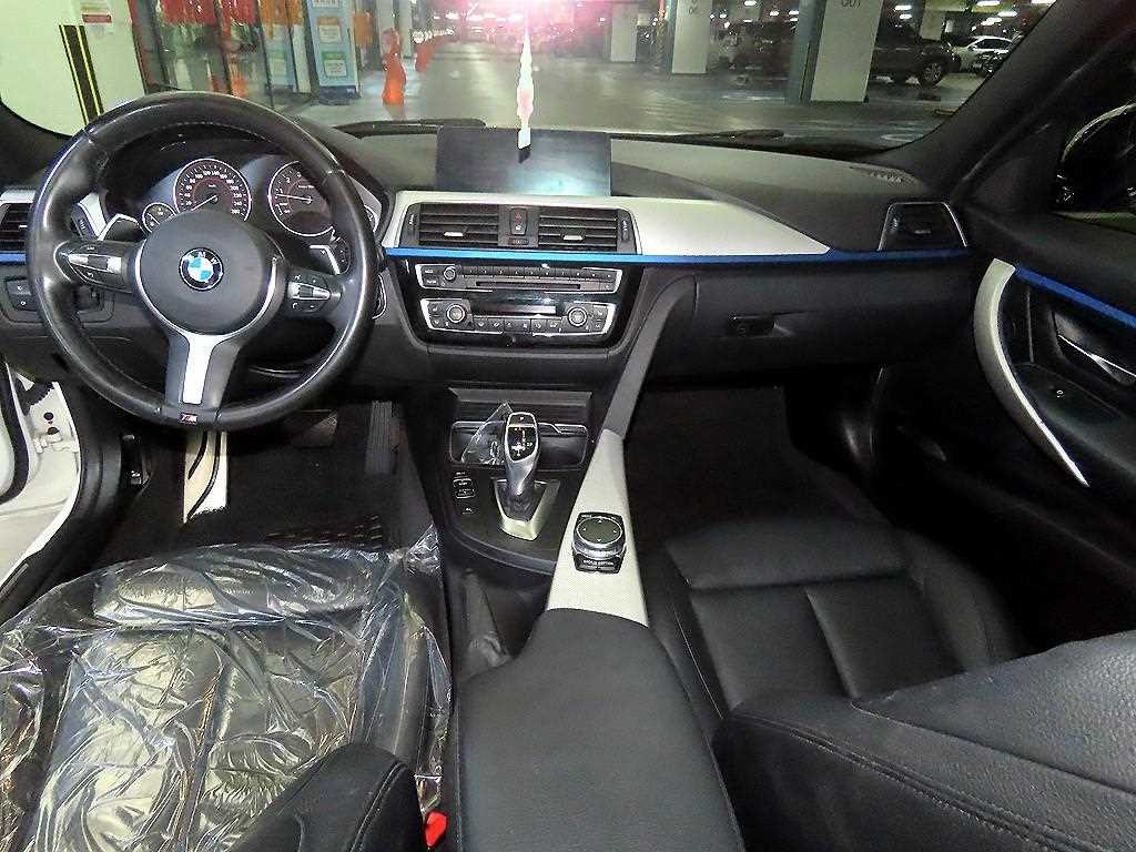 BMW 3시리즈 3시리즈 (F30) 328i M 스포츠 이미지 10