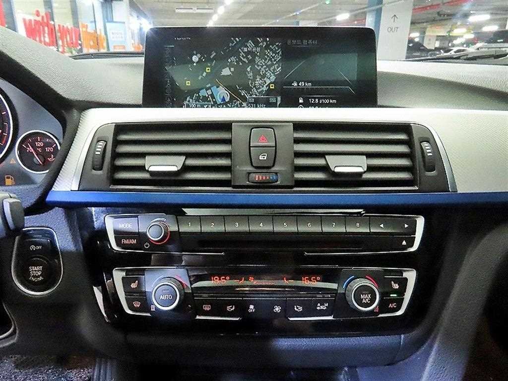 BMW 3시리즈 3시리즈 (F30) 328i M 스포츠 이미지 11