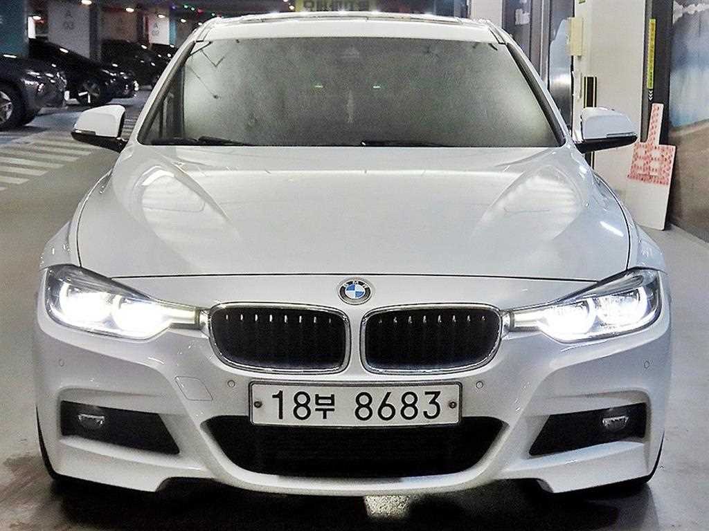 BMW 3시리즈 3시리즈 (F30) 328i M 스포츠 이미지 2