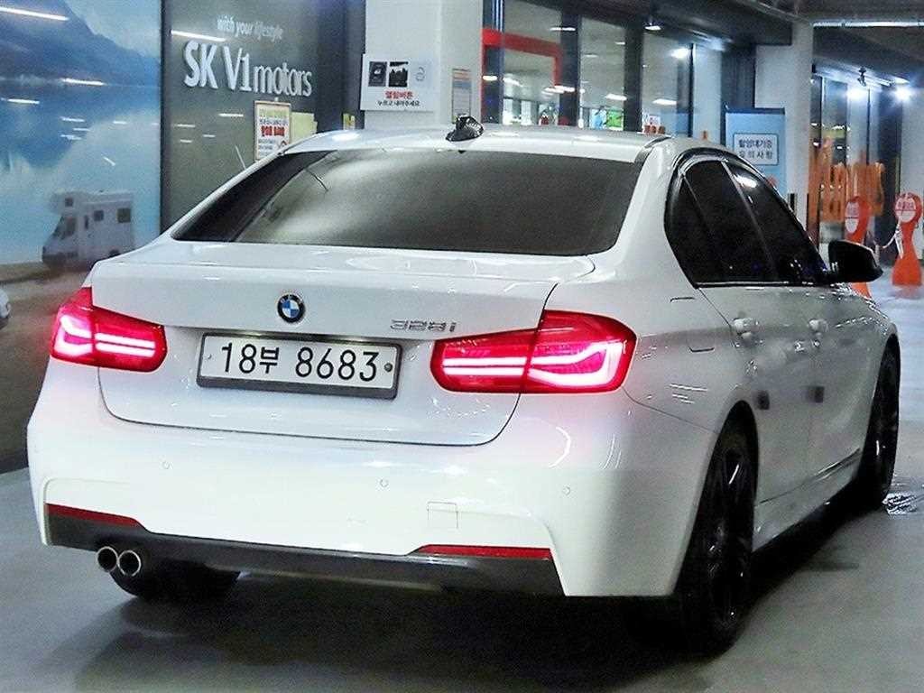 BMW 3시리즈 3시리즈 (F30) 328i M 스포츠 이미지 4