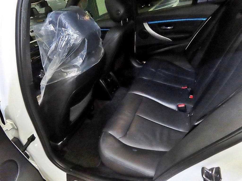 BMW 3시리즈 3시리즈 (F30) 328i M 스포츠 이미지 7