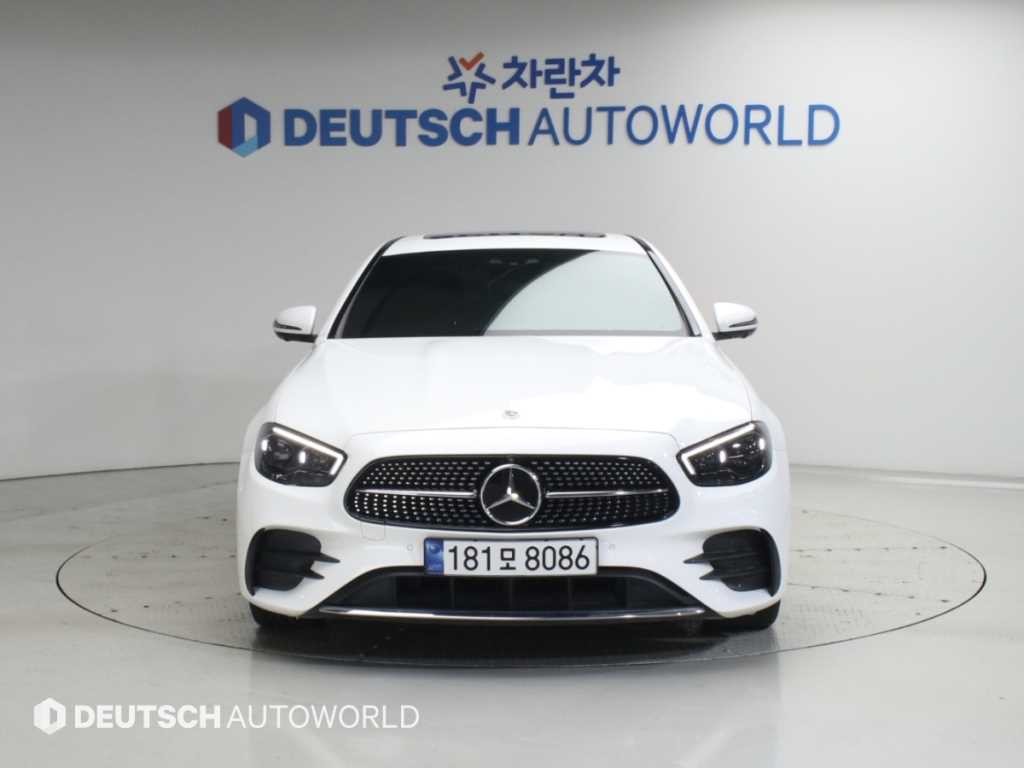 벤츠 E 클래스 E-클래스 W213 E220d 4MATIC AMG라인 이미지 3