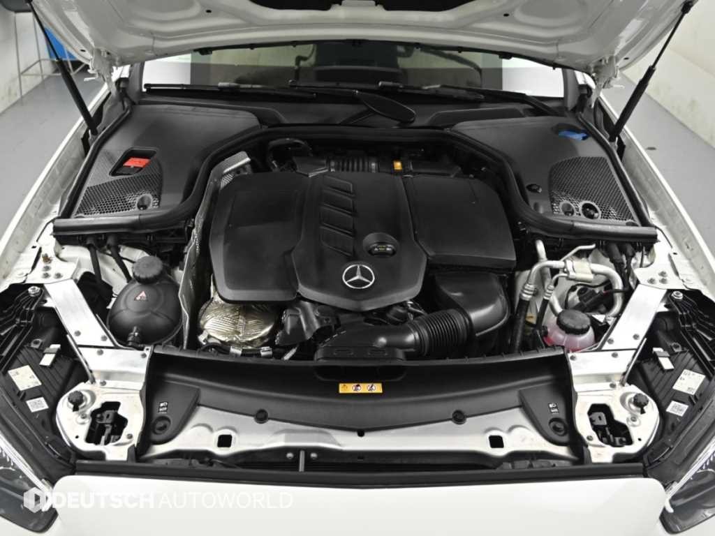 벤츠 E 클래스 E-클래스 W213 E220d 4MATIC AMG라인 이미지 6