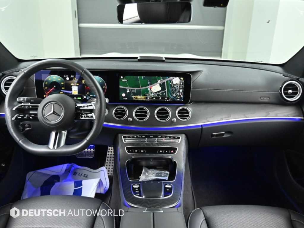 벤츠 E 클래스 E-클래스 W213 E220d 4MATIC AMG라인 이미지 7