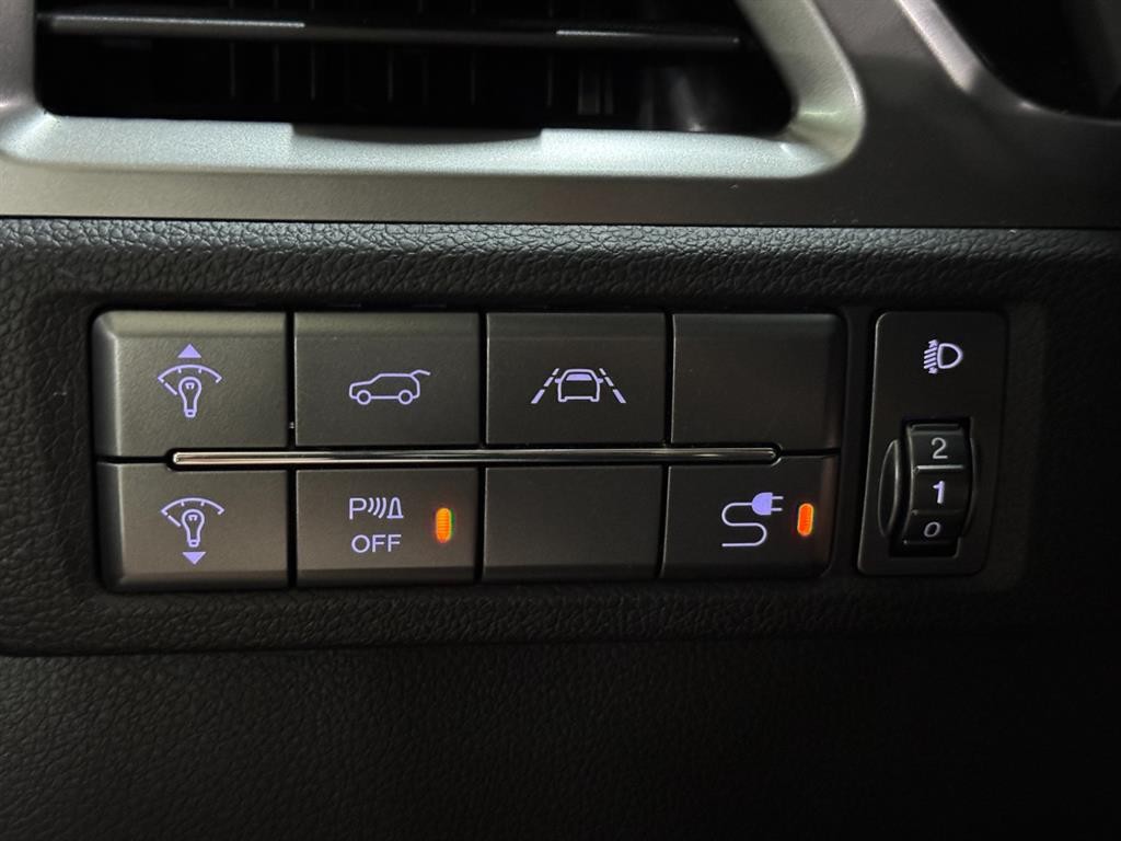 KG모빌리티(쌍용) 코란도 뷰티풀코란도 2WD 디젤 1.6 C7 이미지 16