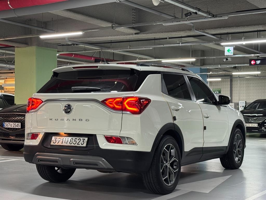 KG모빌리티(쌍용) 코란도 뷰티풀코란도 2WD 디젤 1.6 C7 이미지 4