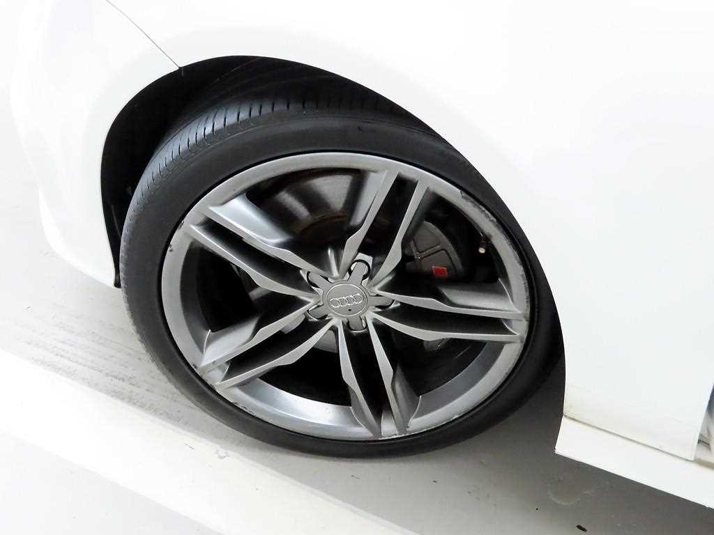 아우디 A7 3.0 TFSI 콰트로 다이나믹 이미지 19