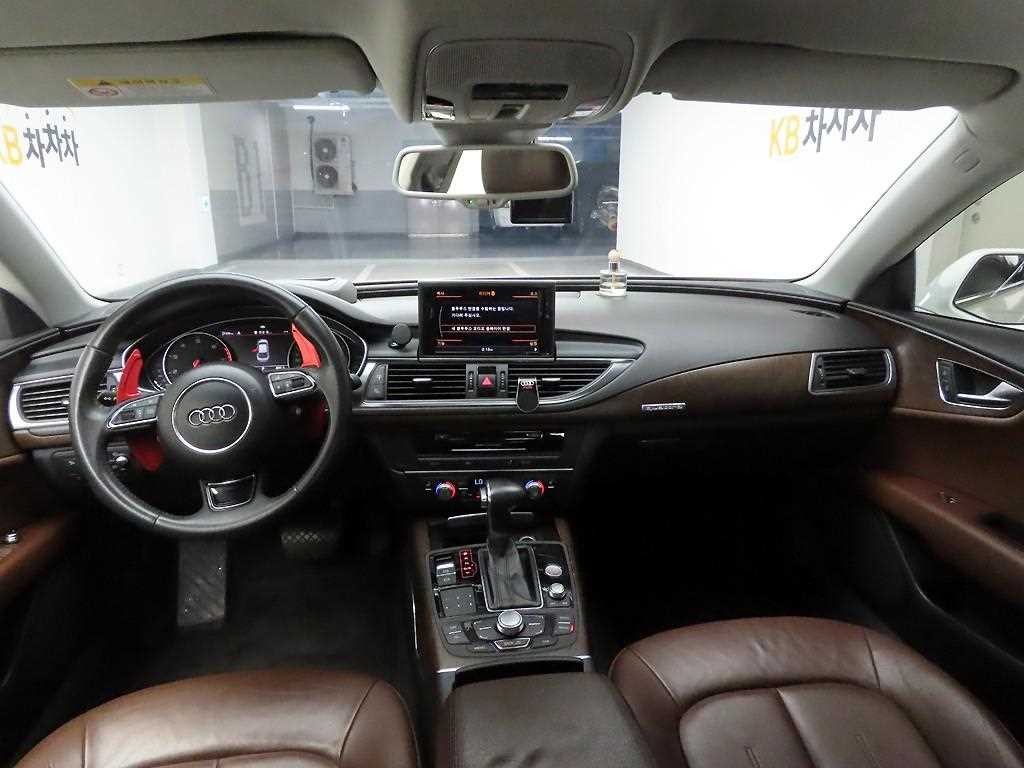 아우디 A7 3.0 TFSI 콰트로 다이나믹 이미지 6