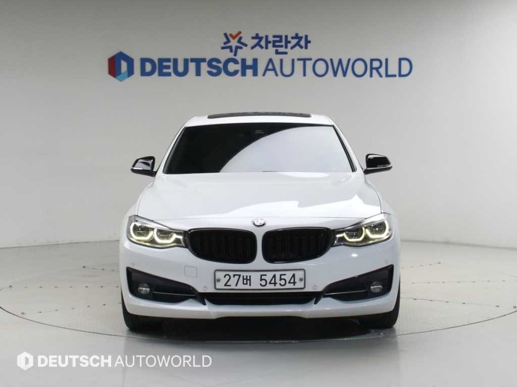 BMW 그란투리스모 3시리즈 GT (F34) GT 320D xDrive 스포트 이미지 3