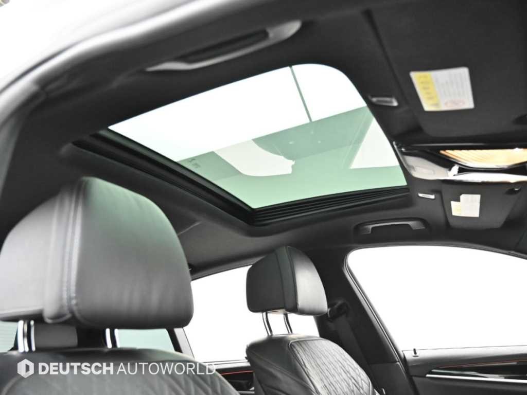 BMW 5시리즈 5시리즈 (G30) 530i xDrive M 스포츠 이미지 18