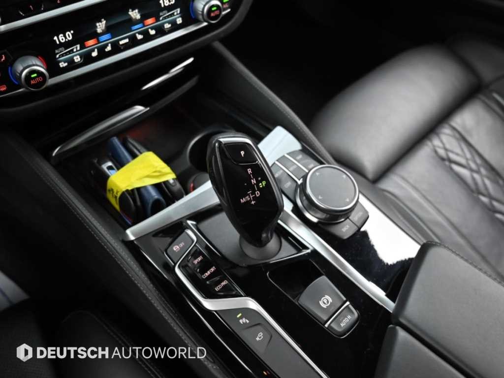 BMW 5시리즈 5시리즈 (G30) 530i xDrive M 스포츠 이미지 9