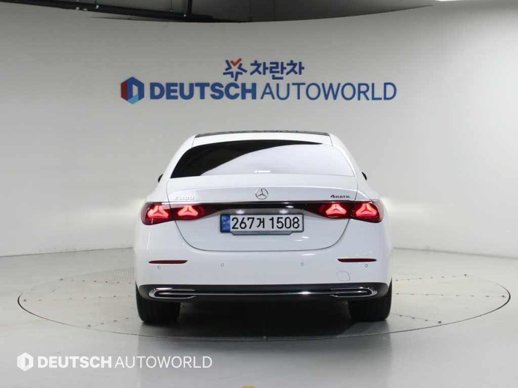 벤츠 E 클래스 E-클래스 W214 E300 4MATIC 익스클루시브 이미지 4